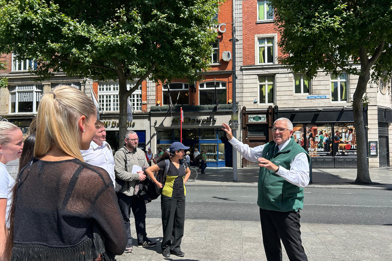 都柏林：与本地导游一起探索历史与亮点步行游都柏林：与当地导游一起漫步历史与亮点