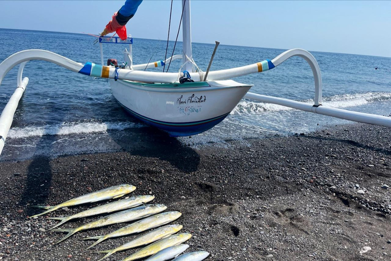 Amed: Fishing Trip - Hook a Mahi-Mahi, Tuna, GT or Wahoo!