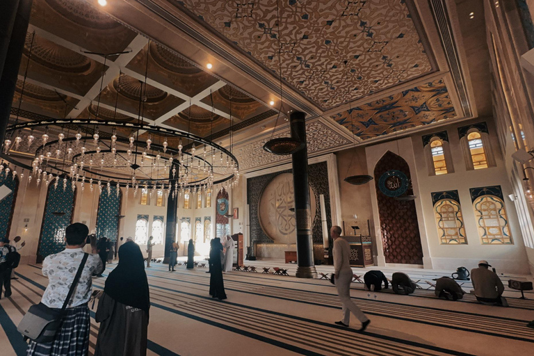 Doha: Doha City Tour With Transfers From Hotels And Airport