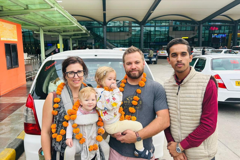 Royal Romance of Udaipur: Palaces, Lakes & Hidden Gems Tour