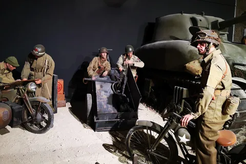 Från Bayeux: Normandie WWII Museums Liten grupp dagsutflykt