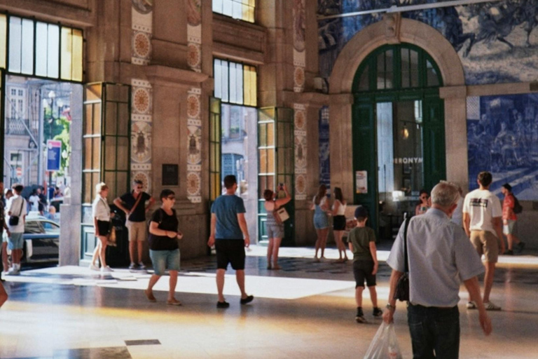 Porto: Tour a piedi del centro cittàFrancese