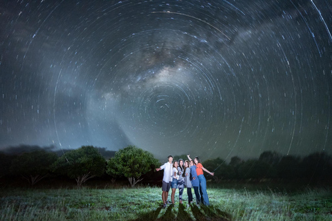 Cairns: Stargazing Photography Tour with Transfers