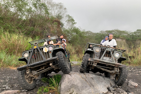 Yogyakarta : Mount Merapi mit Jeepsafari Geführte Tour