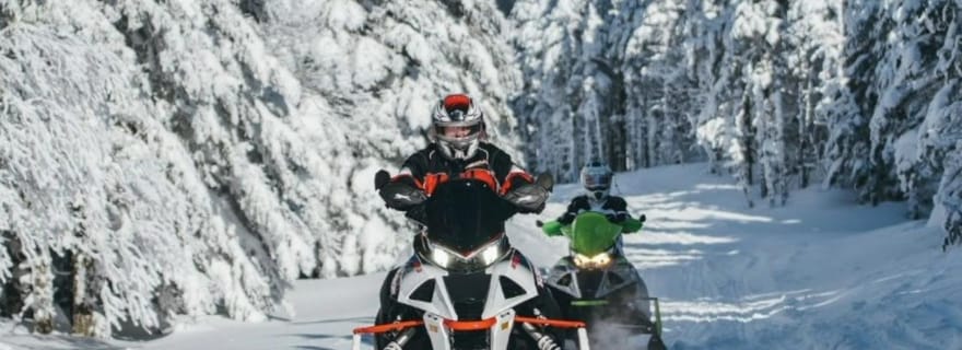 Depuis Batumi : Aventure en motoneige à Gomarduli, une ville magique