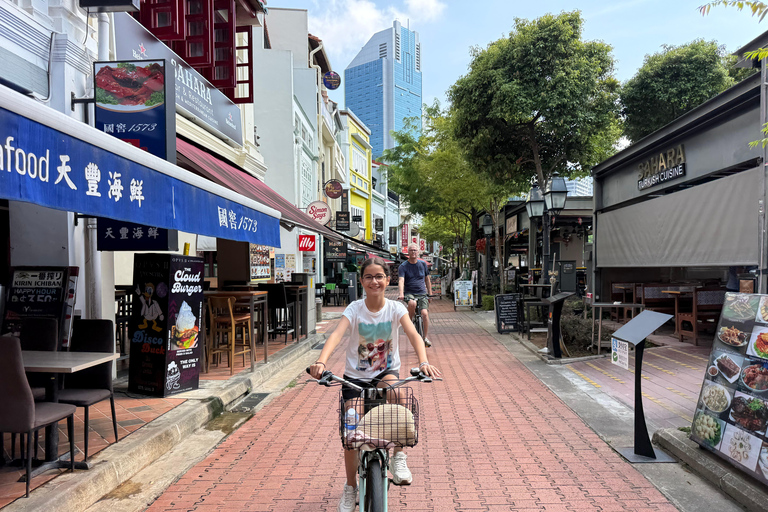 Singapore River & Marina Bay | 2 Hours Bike Tour
