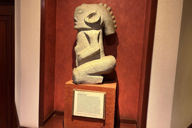 坎帕拉：艺术画廊和手工艺市场导览游Kampala: Guided Art Galleries and Craft Markets Tour