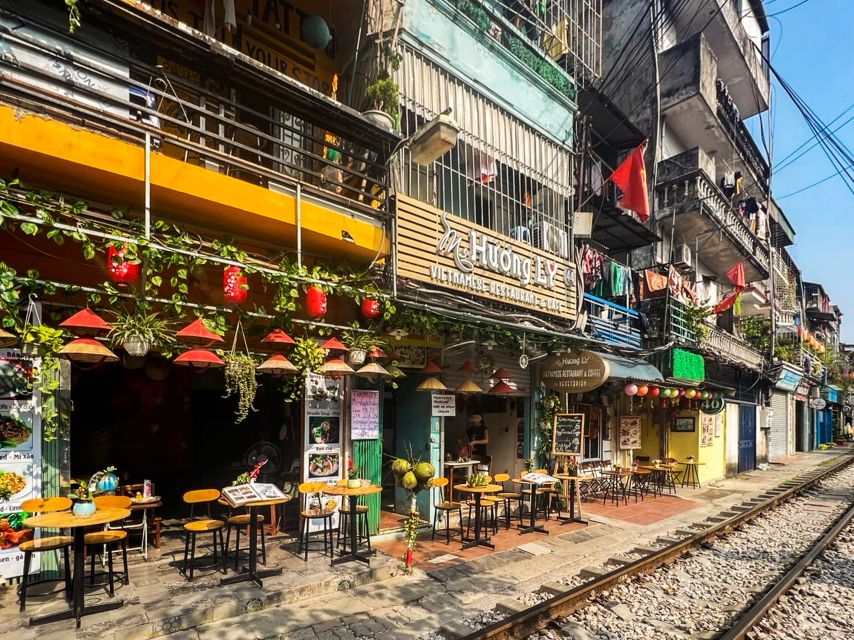 hanoi train street food tour