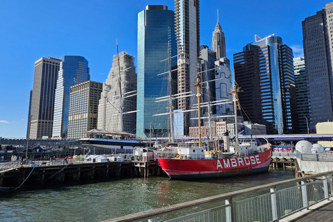 NYC: 9/11 Memorial, Wall Street, and Seaport Guided Tour French