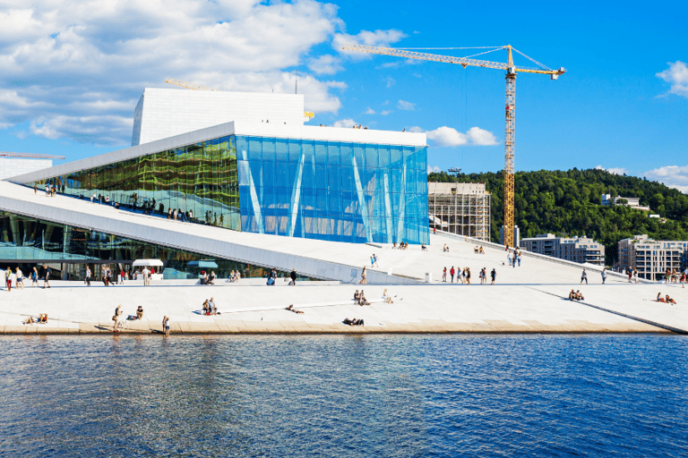 Tour guidato a piedi di Oslo con un&#039;APP