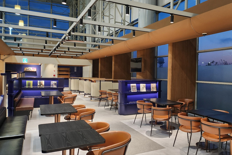 Beijing: Capital Airport T2 Lounge Access by DragonPass T2 Domestic Departure: RUBY Lounge