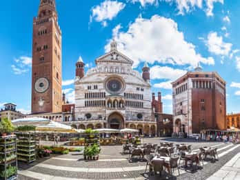 Experiencia VIP en Cremona con traslado de lujo