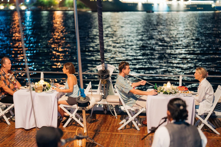 Bali Benoa: 5-Course Romantic Evening Cruise with Live Music Dinner Cruise with Round-Trip Hotel Transfers