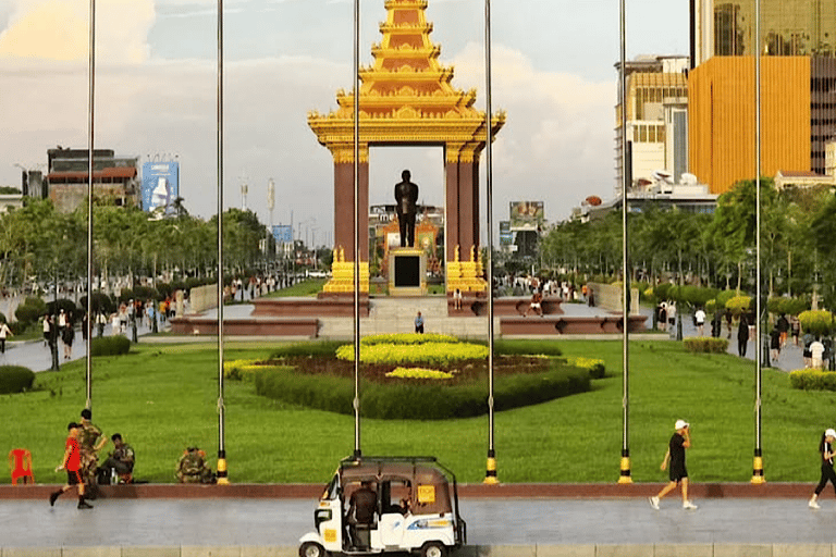 Phnom Penh: 11 Highlights 3-Hour Express Tour by Tuk-Tuk Phnom Penh: 11 Hidden Gems 3-Hour Tour - Flex Start Time