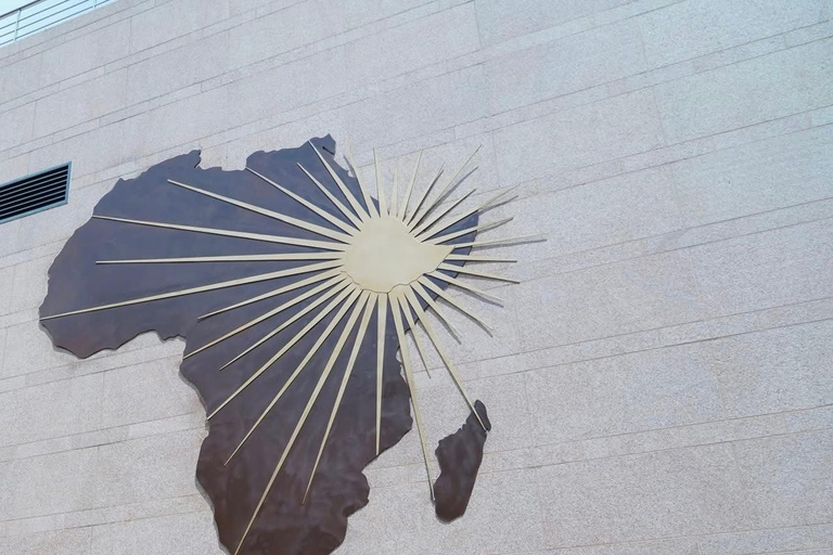 Addis Ababa: Heights, Heritage & Market Life Tour