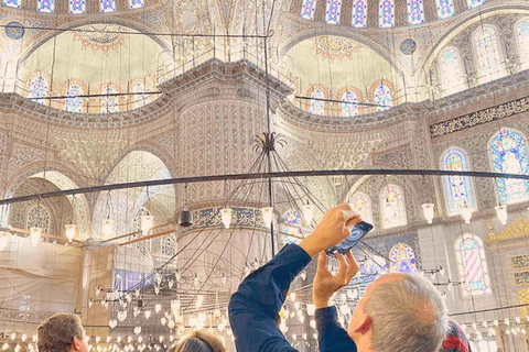 Tour della Basilica di Santa Sofia e della Moschea Blu + Basilica Cisterna opzionaleHagia Sophia, Moschea Blu + Cisterna Basilica e tutti i biglietti