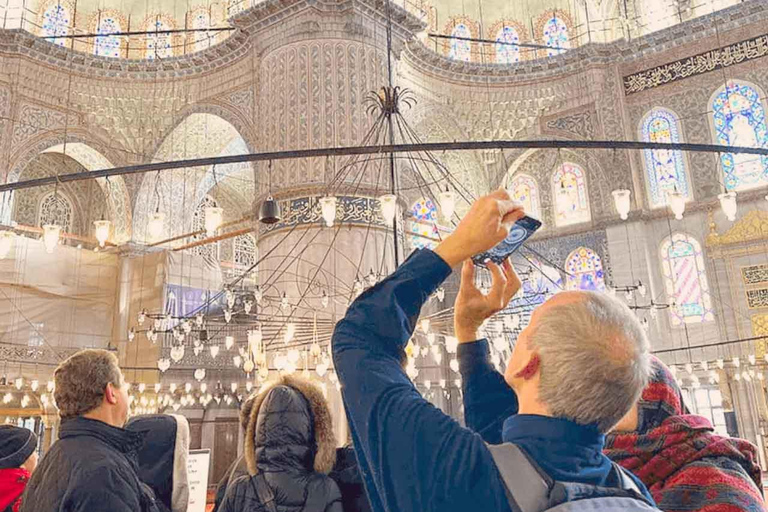 Tour della Basilica di Santa Sofia e della Moschea Blu + Basilica Cisterna opzionaleHagia Sophia, Moschea Blu + Cisterna Basilica e tutti i biglietti