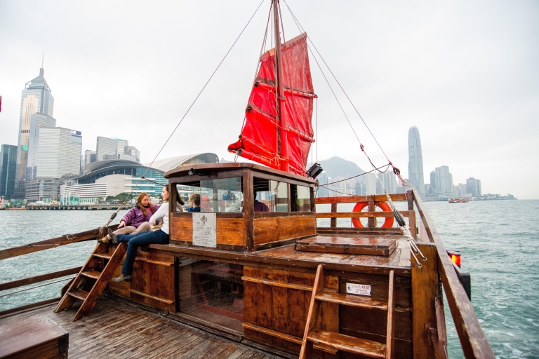 Hongkong: Victoria Harbour Antique Boat TourNocna wycieczka Symphony of Lights