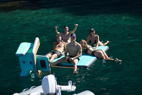 San Diego: Shared Yacht Charter with Coastal Views San Diego: Shared Yacht Charter with Coastal Views (2.5 hr)