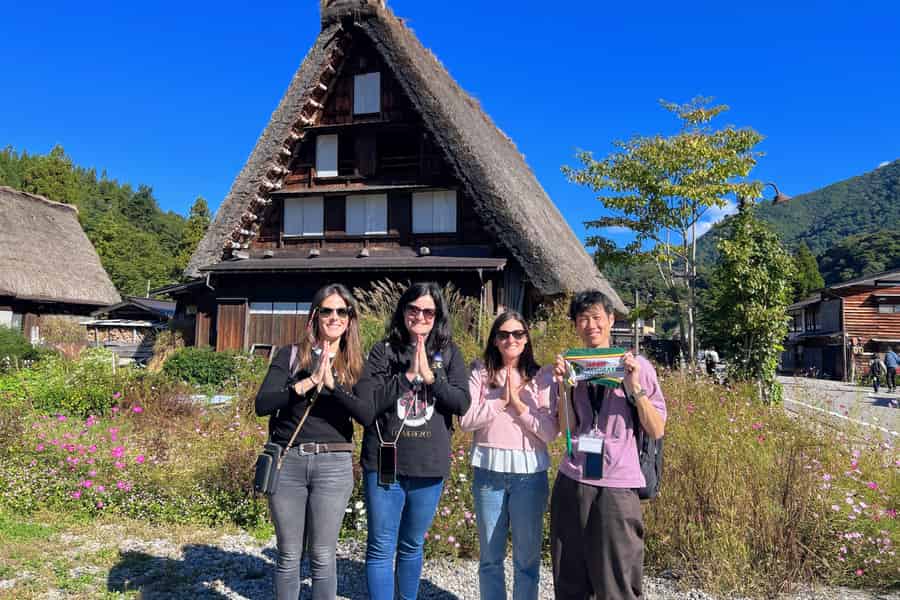 Kanazawa: Morgendliche Führung zum Welterbe Shirakawa-go. Foto: GetYourGuide