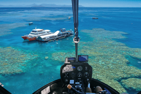 From Cairns: Moore Reef, Fitzroy Island Tour with Helicopter