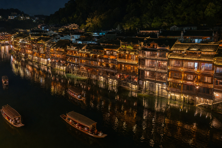 Zhangjiajie: Fenghuang Ancient Town Cruise Ticket & Transfer Tuo River Night Cruise E-Ticket