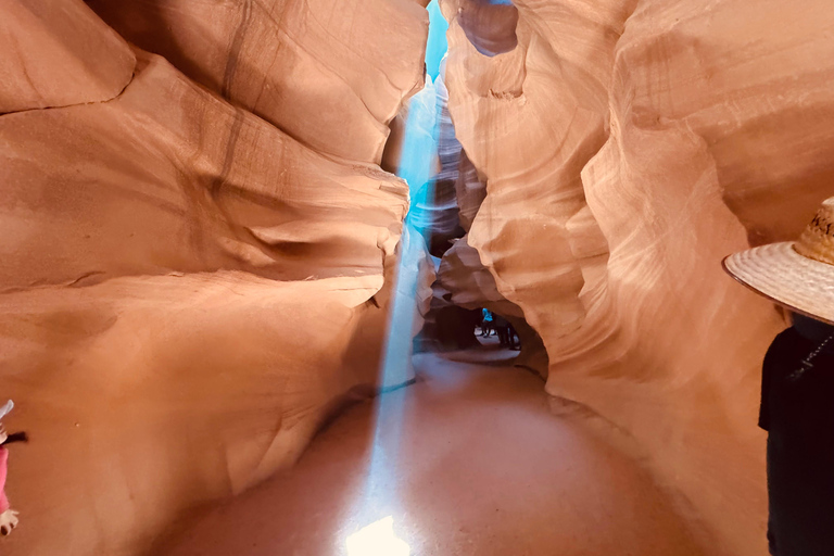 Página: Visita guiada ao Antelope Canyon superior e inferior com licençaPágina: Excursão guiada ao Antelope Canyon superior e inferior com permissão