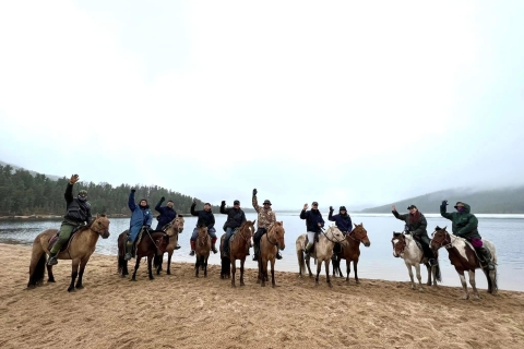 Horse back riding tour to Khagiin khar lake