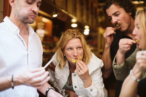 San Sebastian wie ein Einheimischer: Abendliche Pintxos-TourSan Sebastian Abend Pintxos Tour: Stadtviertel Centro