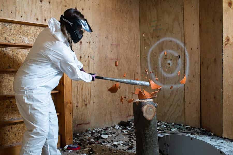 Prag: Smash-Room-Erlebnis. Foto: GetYourGuide