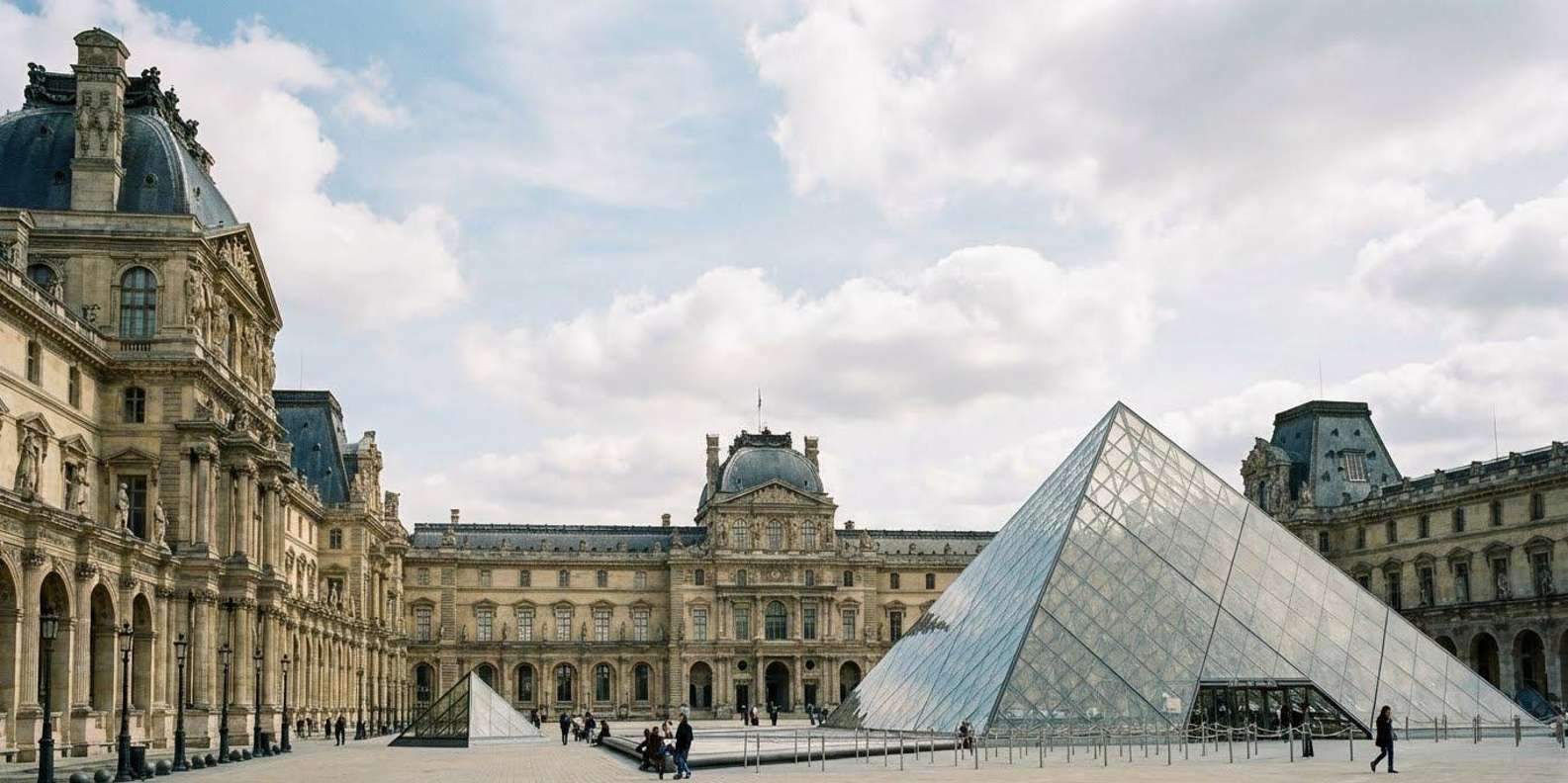 Louvre Unlocked: A Guided Journey Through Its Greatest Works