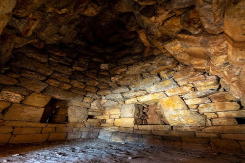 Puno: Full Day Aymara Route + Little Rome America + Spanish/English Tour Guide