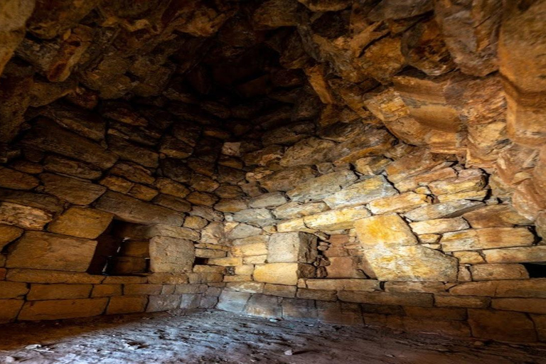 Puno: Full Day Aymara Route + Little Rome America + Spanish/English Tour Guide