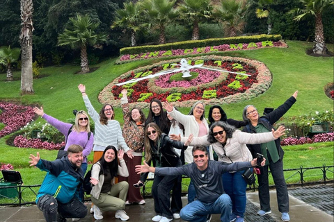 Discover Valparaiso, visit the Garden City, and enjoy wine tasting in Casablanca Get to know Valparaiso, visit the Garden City, and enjoy a wine tasting in Casablanca