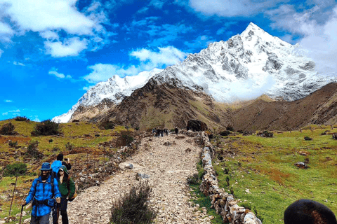 From Cusco: Transportation/Bus to Soraypampa with Breakfast Private shuttle service to Soraypampa