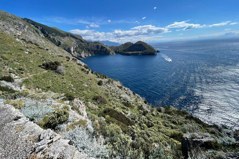 SORRENTO AMALFI COAST: TREKKING AND OVERNIGHT IN NERANO BAY BAY OF NERANO: hiking guide trekking and overnight in Nerano