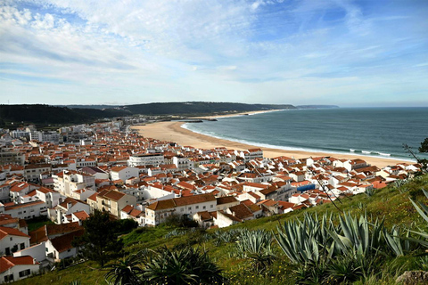 Private transfer from Porto to Lisbon (or vice versa) with up to 4 cultural stops Porto to Lisbon (or Lisbon to Porto) Private Tour with 2 Stops