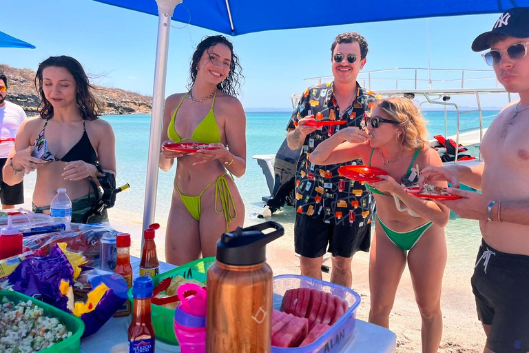 La Paz: Espíritu Santo Sea Lion Snorkel with Starlink Wi-Fi Without Pick Up and Drop Off