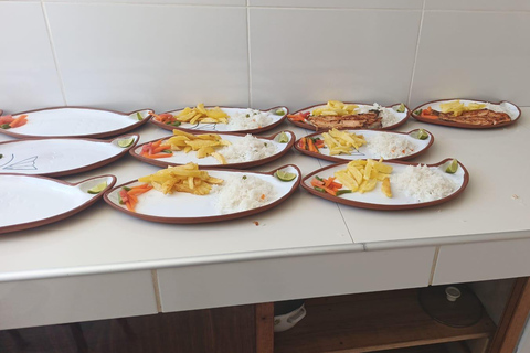 Puno: Uros Floating Islands + Taquile Natural Island (Full Day) with Guide Puno: Floating Uros Islands + Taquile Natural Island (Full Day) with Guide