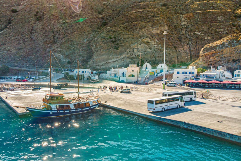 Tour del vulcano di Santorini, delle sorgenti termali e del tramonto di OiaTour di 6 ore con trasferimento