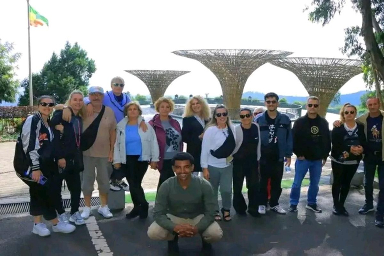 Addis Ababa: Layover Tour with Zoma Museum & Arara park