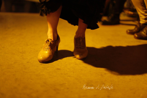 Cordova: spettacolo di flamenco e cena gourmet in un patioCordoba: spettacolo di flamenco e cena gourmet in un patio