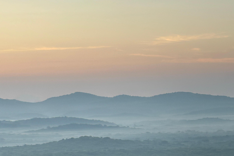 Sigiriya: Pidurangala Rock Sunrise Hike and Hidden Views