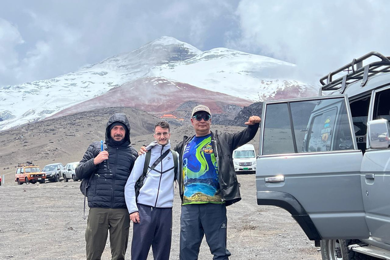 Hidden Corners of Cotopaxi: Slow Travel by 4x4