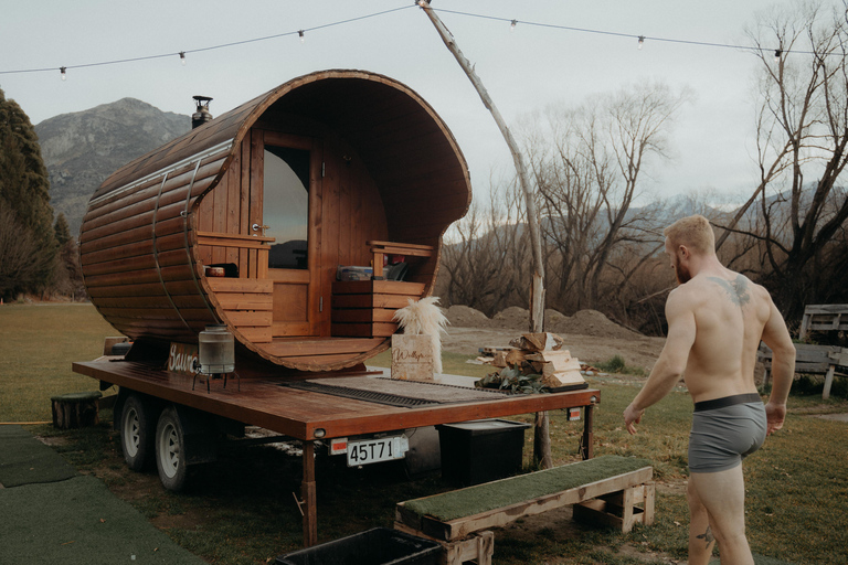 Queenstown: Riverside Sauna and Cold Plunge Experience