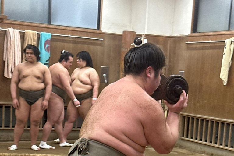 Tokyo:Premium Authentic Sumo Morning Training Experience