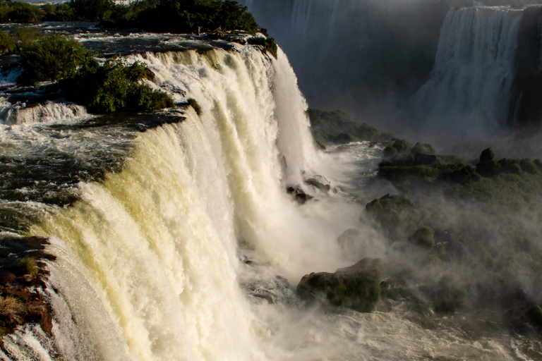 Iguazu-Wasserfälle: Premium 1-Tages-Tour auf der brasilianischen und argentinischen Seite