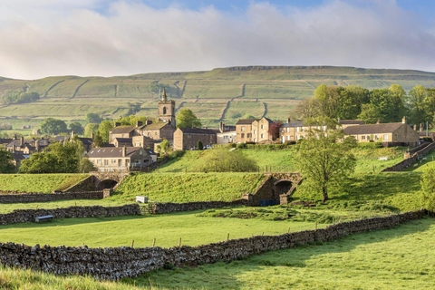 From York: The Yorkshire Dales Small-Group Day Tour