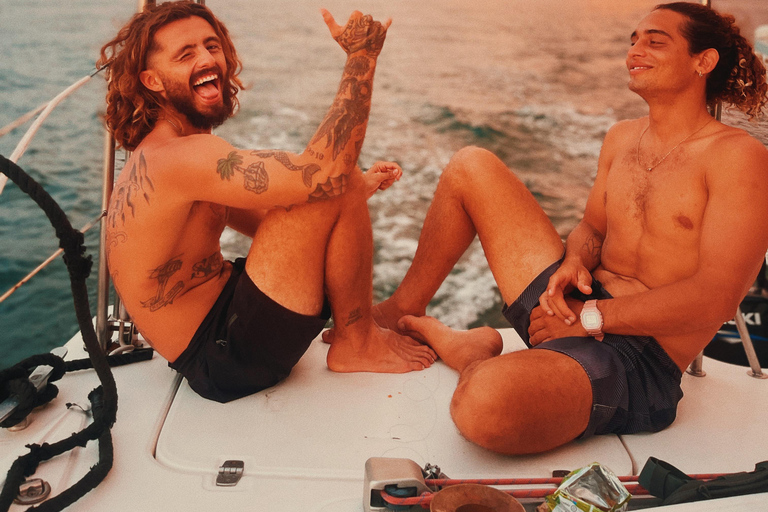 Naviguer sur un catamaran est une aventure amusanteNaviguer sur un catamaran : une aventure agréable