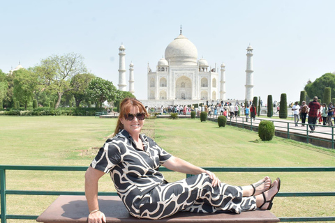 From Delhi: Sunrise Taj Mahal and Agra Fort Private Day Trip Private Tour from Delhi with Car, Driver, and Guide Only